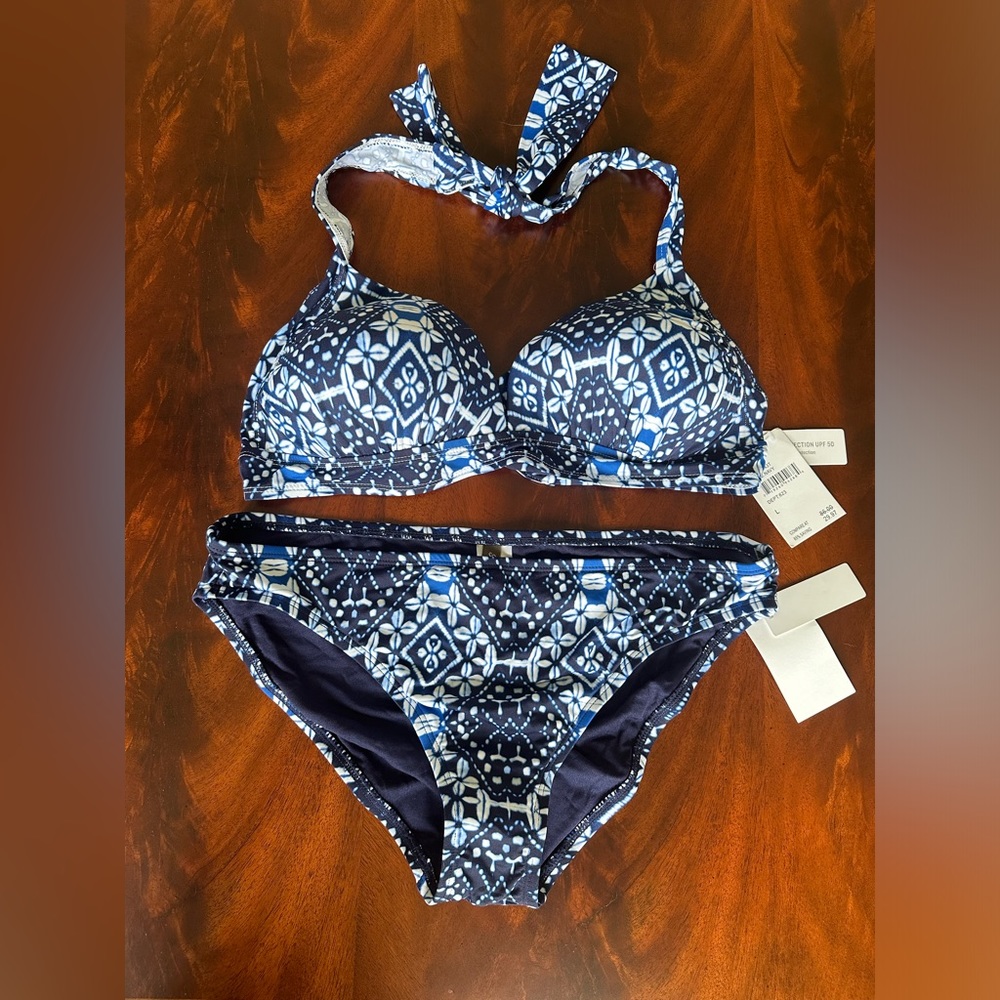 New With Tags!! Tommy Bahama Bikini!